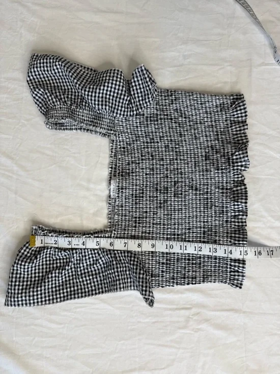 Sincerely Jules Black White Gingham Puff Sleeve Smocked Crop Top Medium - Picture 5 of 8